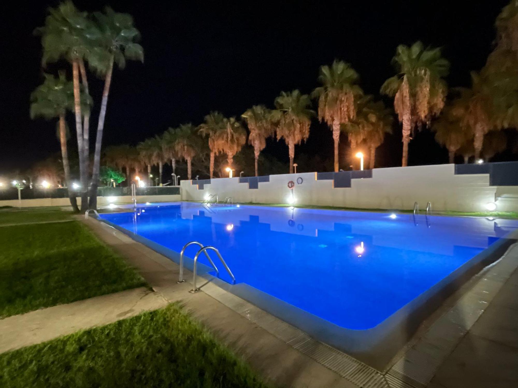 Las Terrazas - Primera Linea De Playa Con Netflix, Disney, Movistar Con Todo El Futbol, Series, Cine Y Prime Video أوروبيسا ذيل مار المظهر الخارجي الصورة